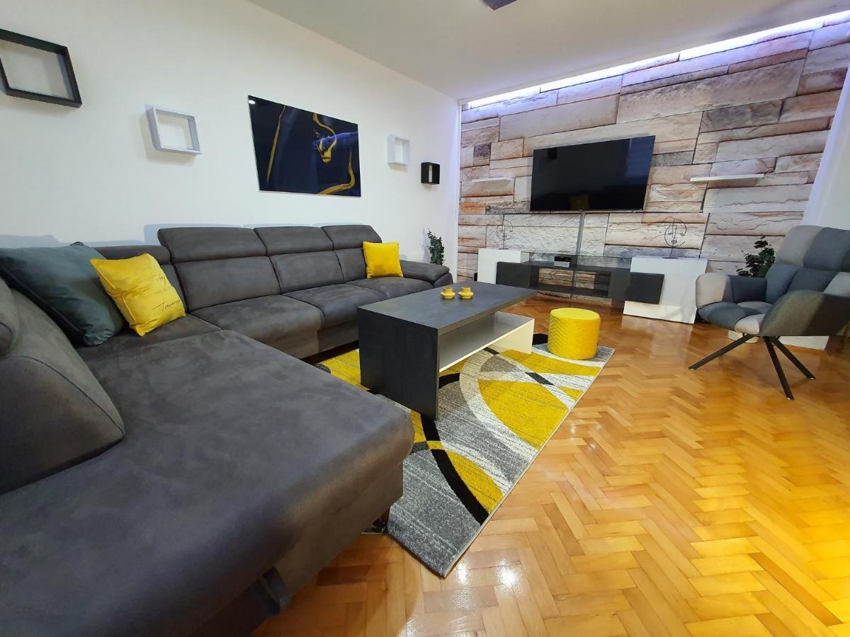 Apartment Pallaton Nasice ภายนอก รูปภาพ