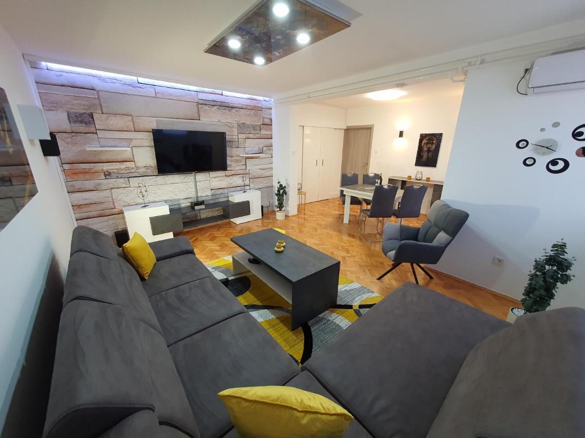 Apartment Pallaton Nasice ภายนอก รูปภาพ